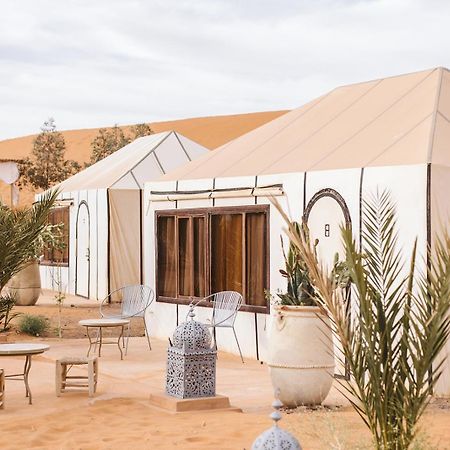 Caravanserai Luxury Desert Tented Camp Мерзуга Экстерьер фото