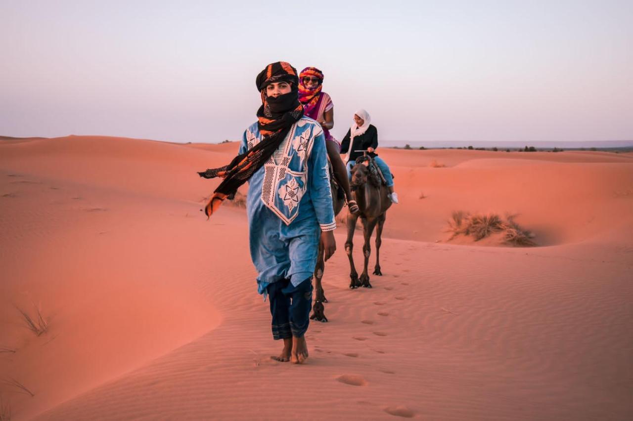 Caravanserai Luxury Desert Tented Camp Мерзуга Экстерьер фото