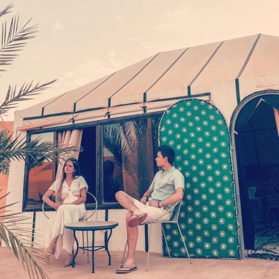 Caravanserai Luxury Desert Tented Camp Мерзуга Экстерьер фото