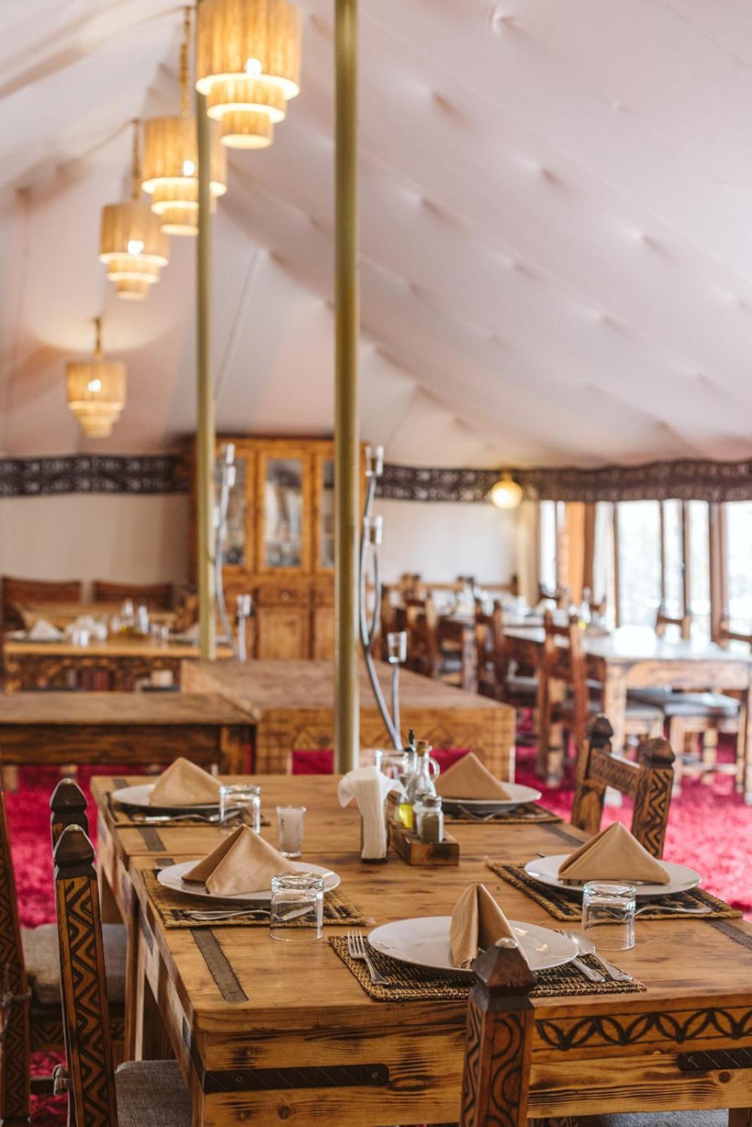 Caravanserai Luxury Desert Tented Camp Мерзуга Экстерьер фото