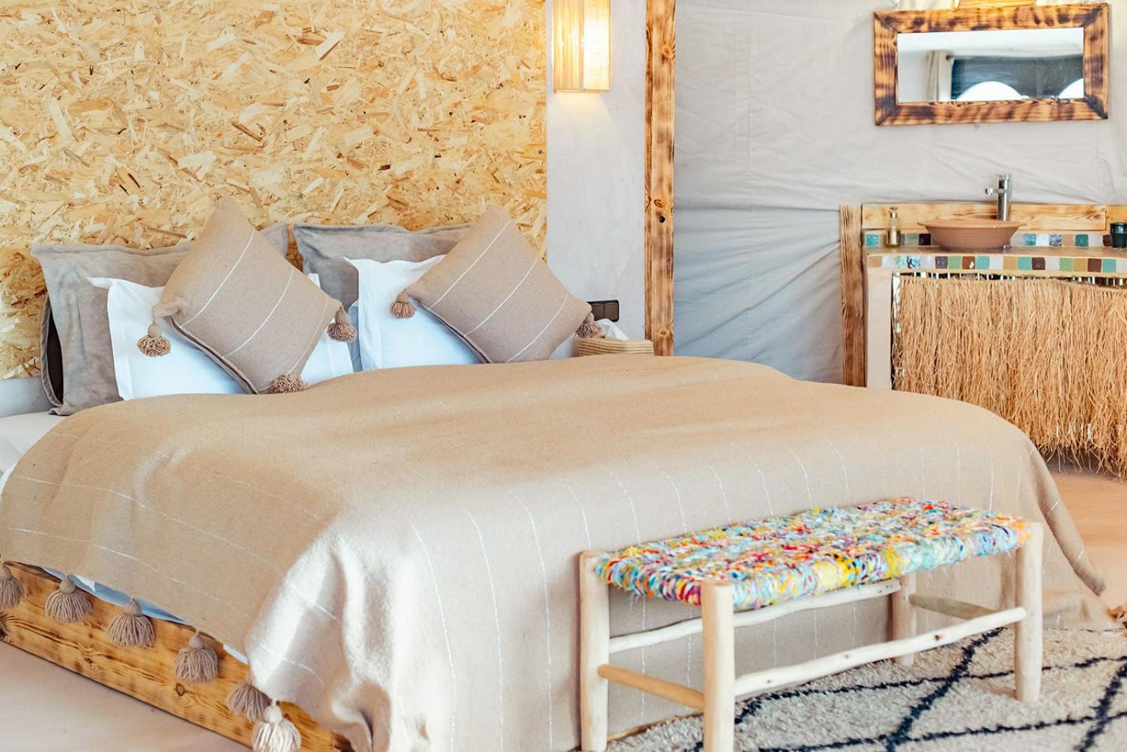 Caravanserai Luxury Desert Tented Camp Мерзуга Номер фото